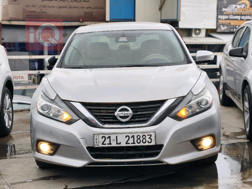 نيسان ألتيما